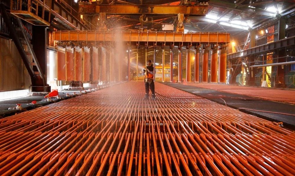 EL COBRE SE DISPARA — LA APERTURA DE ORMUZ REACTIVA LA DEMANDA INDUSTRIAL GLOBAL post image
