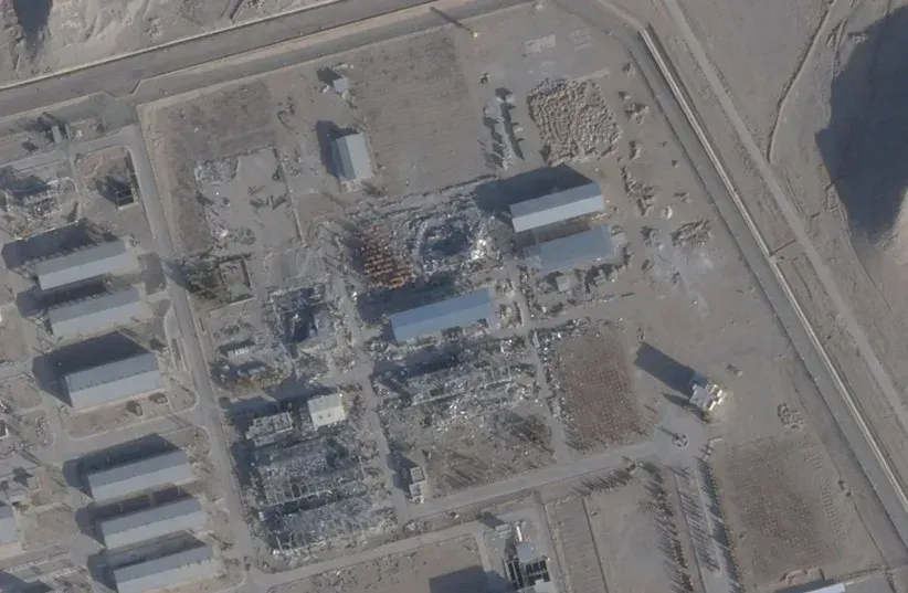 RECONSTITUCIÓN ESTRATÉGICA EN IRÁN: REAPERTURA DE ENTRADAS DE TÚNELES Y RESTABLECIMIENTO DE LAS OPERACIONES DE MISILES TRAS LOS BOMBARDEOS INTERNACIONALES post image