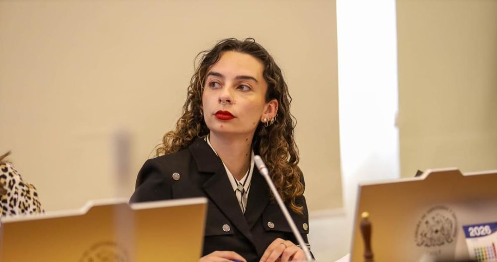MUY GRAVE: LA IZQUIERDA AMENAZA DE MUERTE A LA DIPUTADA RODRÍGUEZ POR HABLAR EN LA U. DE CHILE — Y ELLA VA DE TODAS FORMAS post image