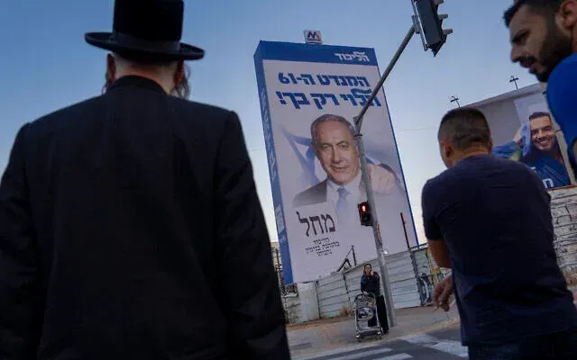 EL 97% DE LOS ULTRAORTODOXOS VOTÓ POR LA COALICIÓN DE NETANYAHU, SOLO EL 24% DE LOS LAICOS HIZO LO MISMO: EL ESTUDIO QUE MAPEA LA FRACTURA RELIGIOSA DETRÁS DE LA POLÍTICA ISRAELÍ post image