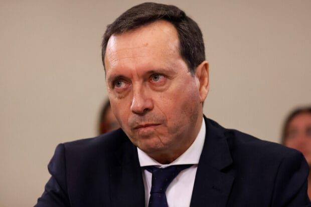 ¿ENTONCES? LA PDI DICE QUE "SIEMPRE EL MENOR SE HA ENTREGADO A UN ADULTO" Y QUE HAY UN ACTA CON PASAPORTE Y DIRECCIÓN EN CADA CASO — PERO IGUAL TUVO QUE "SEGUIR UBICANDO" A 64 NIÑOS HAITIANOS post image