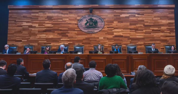 EL TRIBUNAL CONSTITUCIONAL DECLARA INCONSTITUCIONAL LA COMPENSACIÓN POR ANULACIÓN DE RCA Y ACOTA LA INVARIABILIDAD TRIBUTARIA DE LA MEGARREFORMA post image