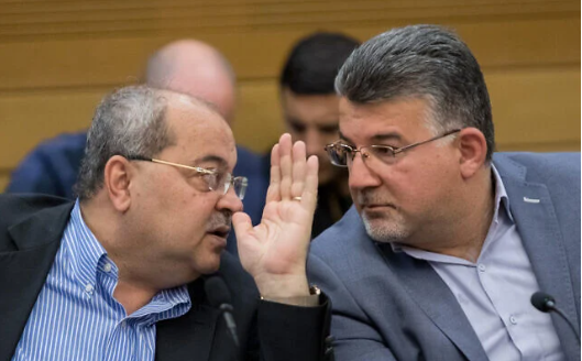 ¿APARTHEID? HADASH, TA'AL Y BALAD ACUERDAN PRESENTARSE JUNTOS A LA KNESSET, Y ESO DESMIENTE, UNA VEZ MÁS, LA ACUSACIÓN CONTRA ISRAEL post image