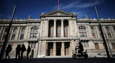56 JUECES EN LA MIRA: LA CORTE SUPREMA INICIA LA REVISIÓN MASIVA DE MAGISTRADOS QUE USARON LICENCIAS MÉDICAS PARA VIAJAR AL EXTRANJERO post image