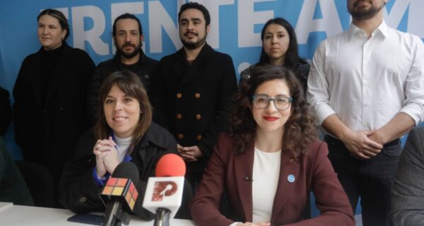 Oficina de empleo: 64% de la nueva cúpula del Frente Amplio trabajó en el gobierno de Boric, con sueldos promedio sobre los $5 millones post image