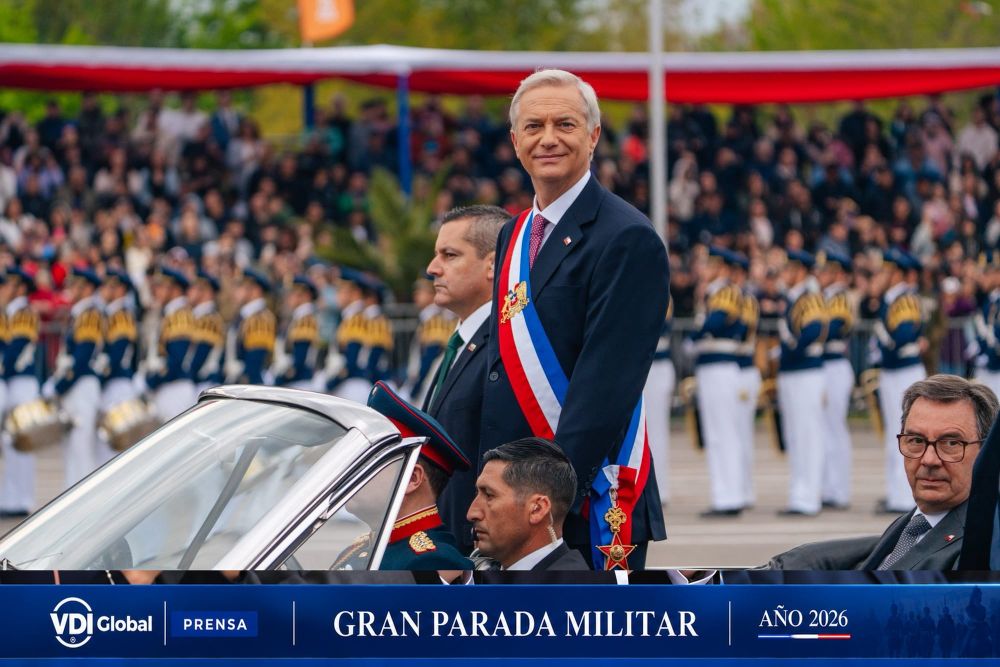 LAS IMÁGENES DE LA PARADA MILITAR 2026: MÁS DE 10 MIL EFECTIVOS Y UN INVITADO ARGENTINO EN PLENA TENSIÓN POR MAGALLANES post image
