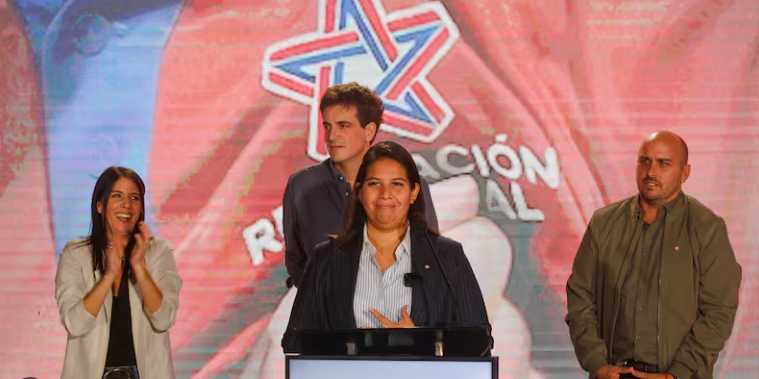 CHILE VAMOS, EL MISMO GUIÓN EN 2 ACTOS: LA UDI BLOQUEA LA MEGARREFORMA Y AL DÍA SIGUIENTE, RN, SE OFRECE COMO "COGOBIERNO" DE LA RECONSTRUCCIÓN post image