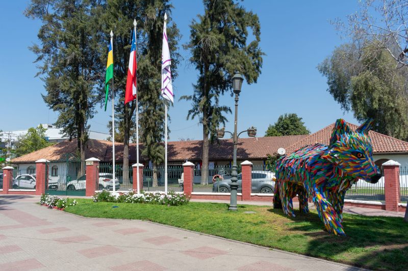 QUILICURA DA EL EJEMPLO: 12 FUNCIONARIOS DESTITUIDOS POR VIAJES CON LICENCIA MÉDICA, ACOSO Y COMPRAS IRREGULARES post image