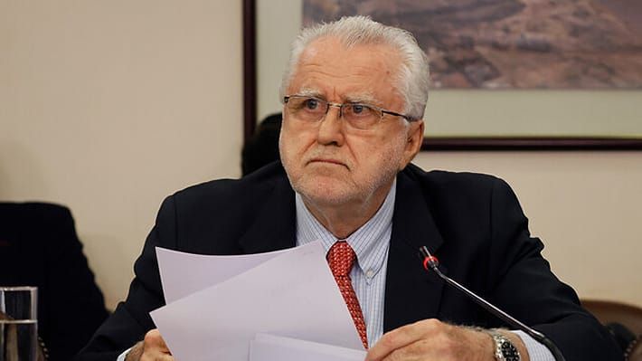 LA ARROGANCIA DEL DESCARO: PACHECO DICE QUE NO LE PREOCUPAN LAS CRÍTICAS DE KAST MIENTRAS 6.322 TRABAJADORES DEBEN DEVOLVER MILLONES EN BONOS COBRADOS SOBRE CIFRAS FALSAS post image
