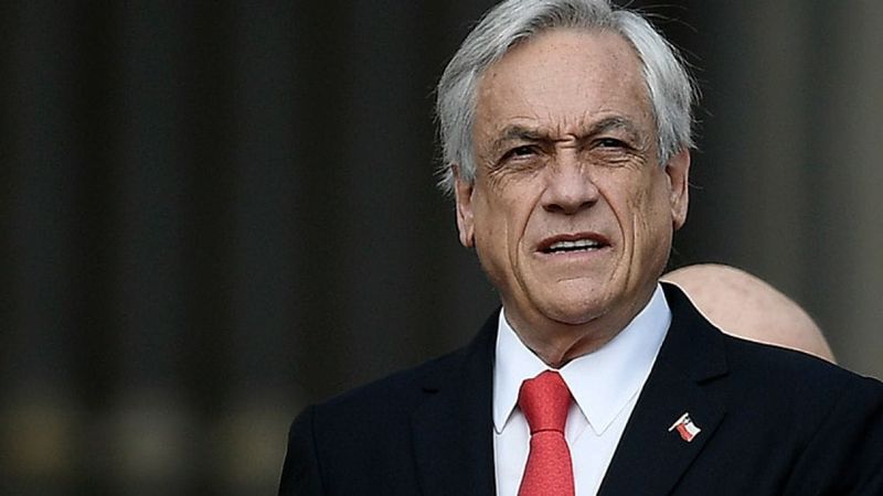 ¿DE VERDAD SE JUSTIFICA ESE HOMENAJE? LA COMISIÓN QUE BUSCA DÓNDE ERIGIR EL MONUMENTO A PIÑERA post image