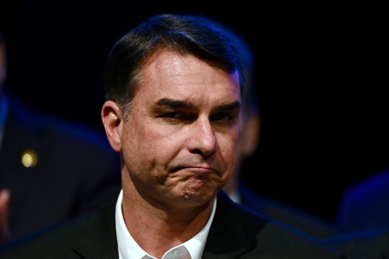 CÓMO EN 24 HORAS SE PASA DE SER CASI PRESIDENTE A CASI PRÓFUGO DE LA JUSTICIA post image