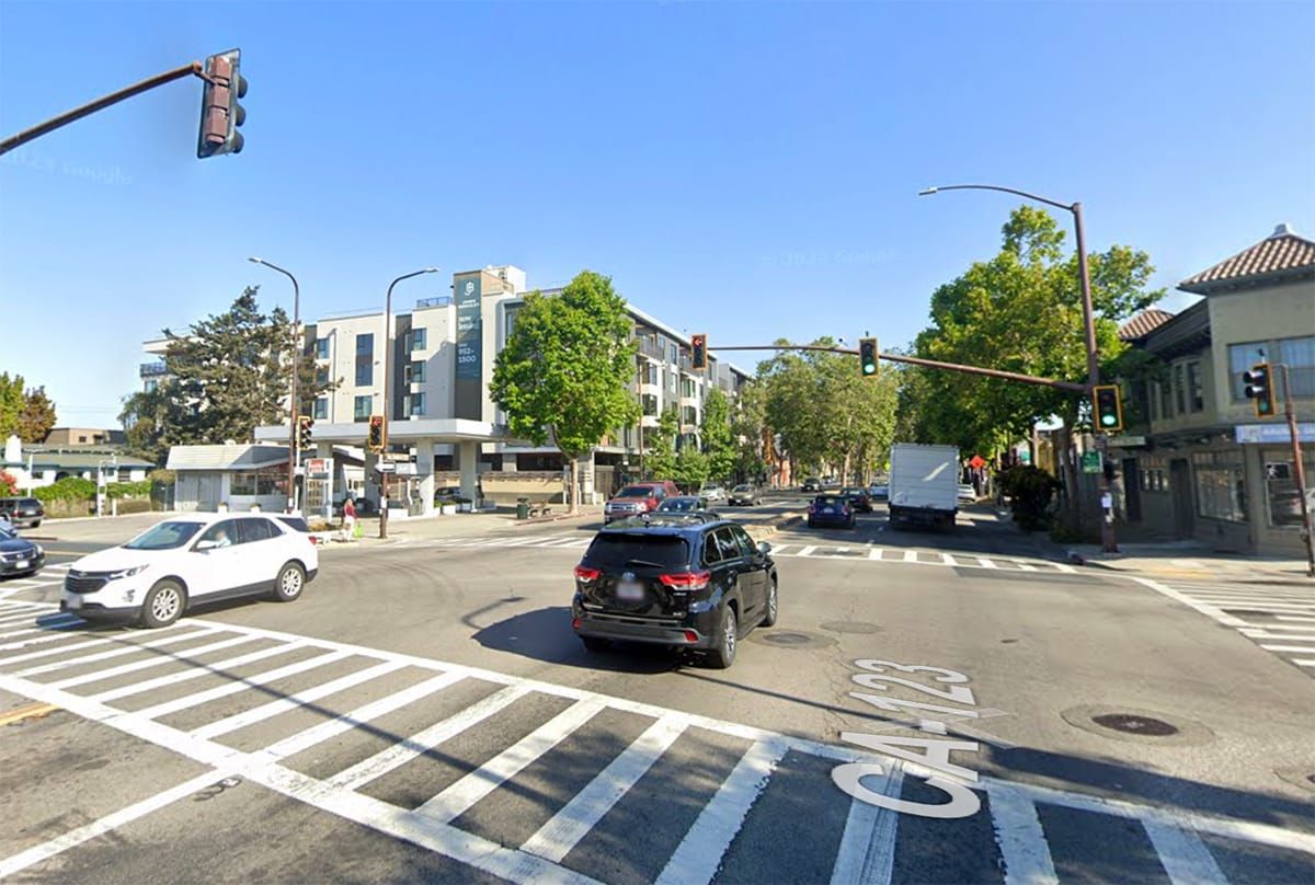 DUI crash sends pedestrian to hospital, driver arrested