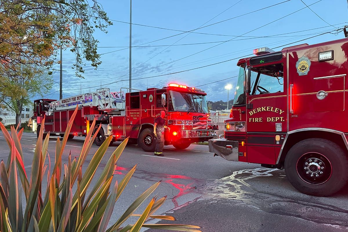 Berkeley apartment fire closes MLK at Channing Way