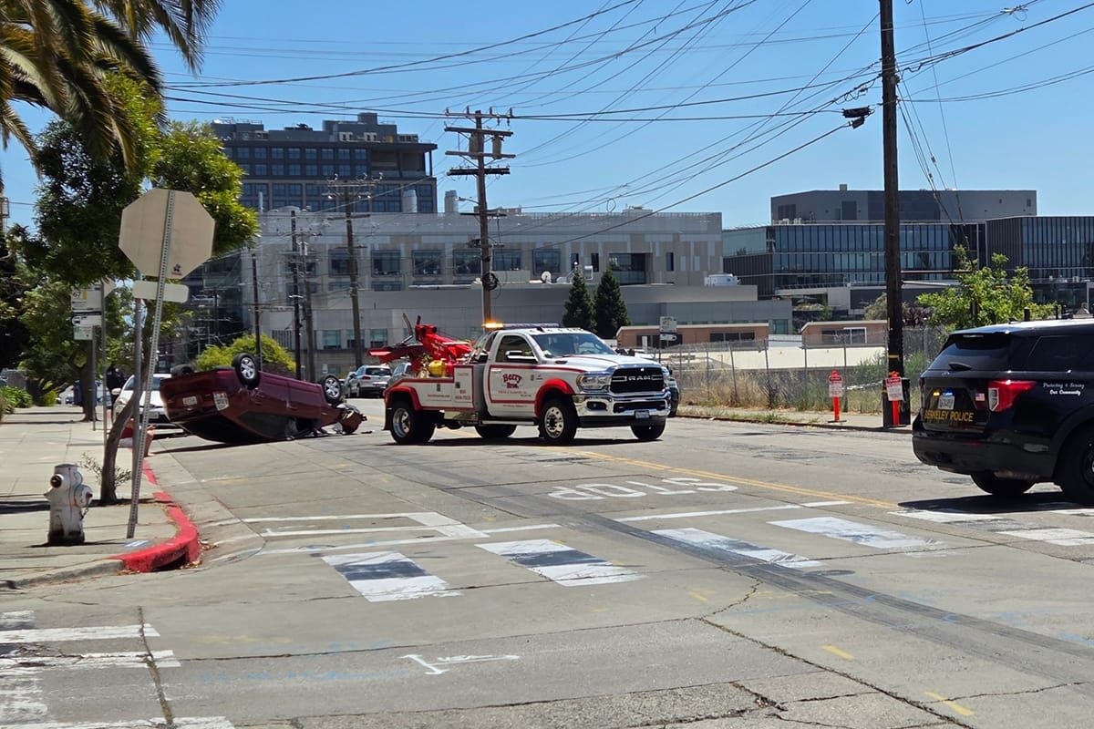 DoorDash driver flips car in downtown Berkeley crash