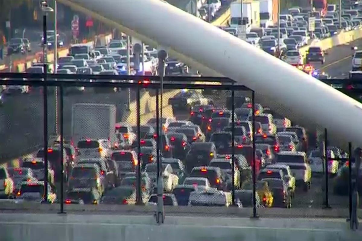 Fatal crash closes I-80 freeway lanes in Berkeley