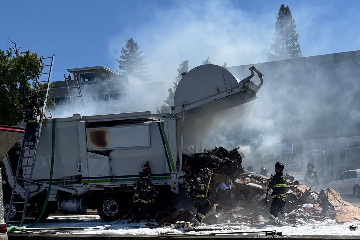 Berkeley garbage truck fire snarls North Shattuck traffic