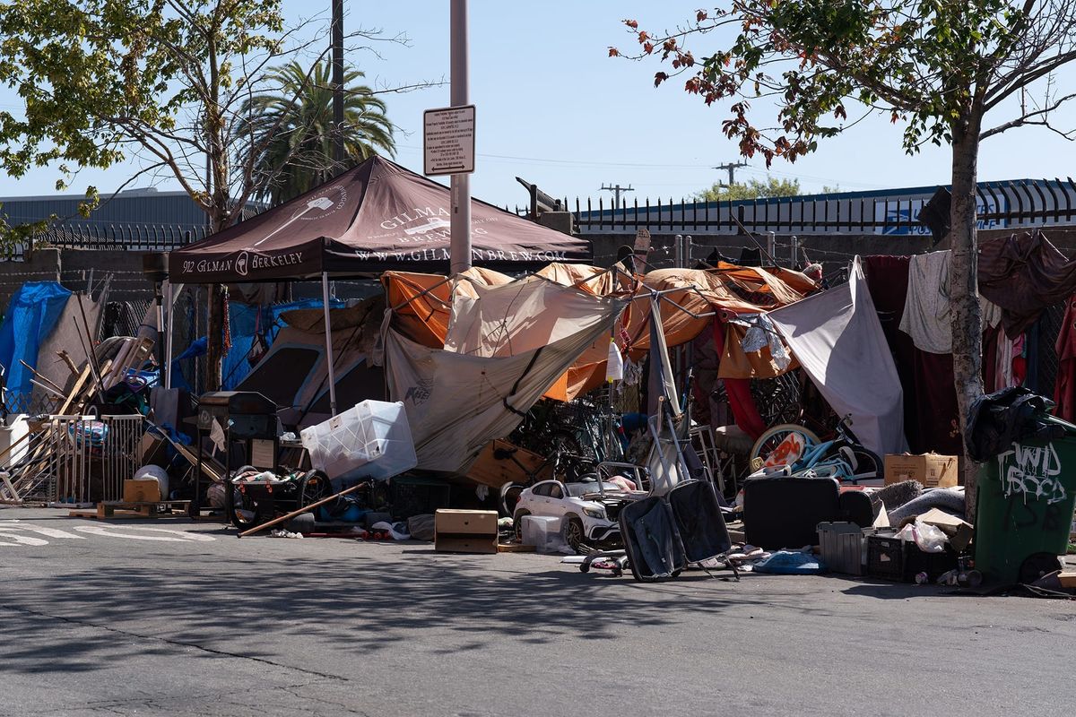 City must hit the streets to find homeless tent sites, judge says