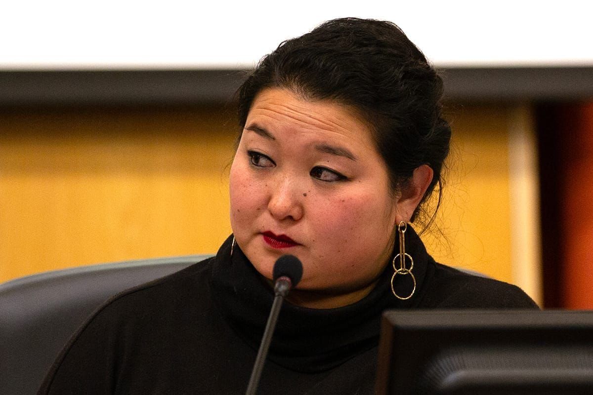 Divided Berkeley council upholds police tear gas ban