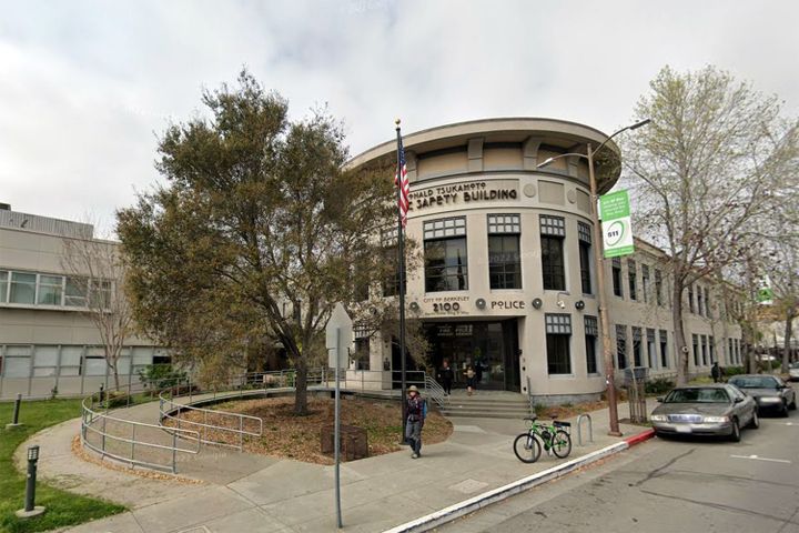 Felon, 61, charged with Berkeley 'hot prowl' burglary series