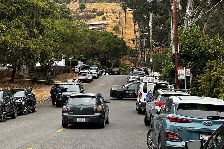 Gunfire prompts lockdown near UC Berkeley Clark Kerr Campus