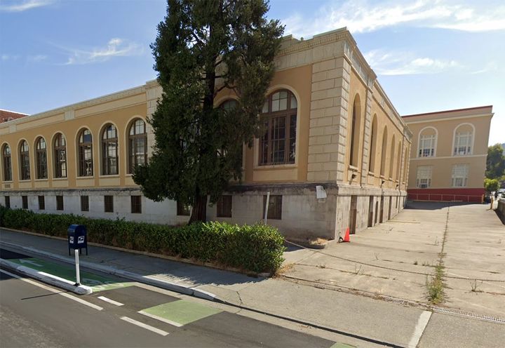 Berkeley High student robbed at gunpoint during dice game