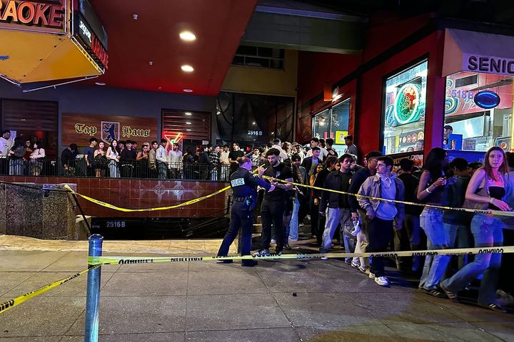 Update: Man, 23, critical after stabbing near UC Berkeley