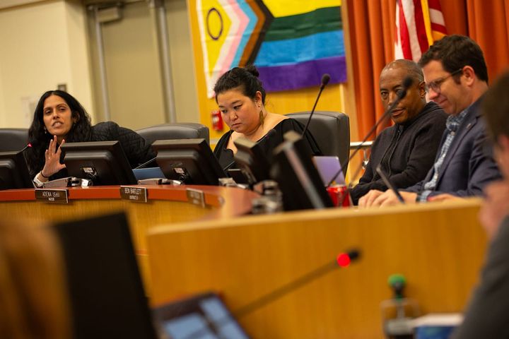 Berkeley approves balanced budget in split vote