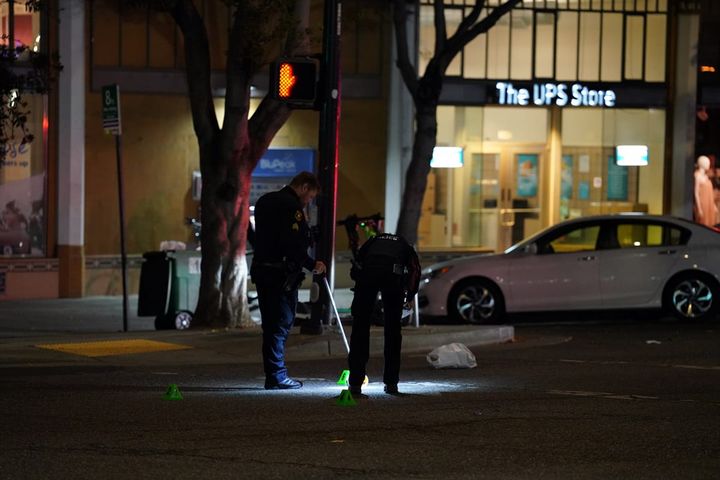 Berkeley crash sends 2 pedestrians to hospital Friday