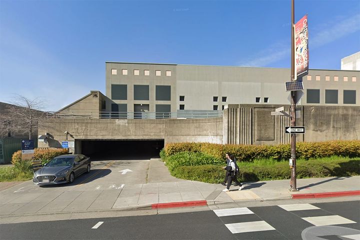 Man, 19, charged with 'bank jugging' robberies in Berkeley