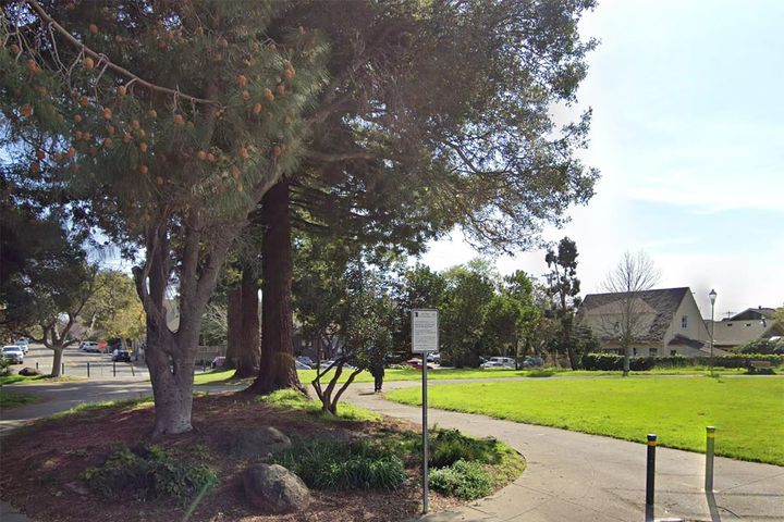 Police arrest man after hot prowl burglary near Ohlone Park