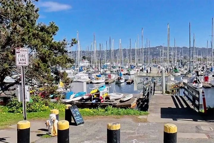 Man's body found in the water at Berkeley Marina