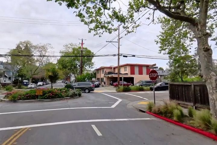 Late-night Berkeley gunfire leaves vehicles damaged
