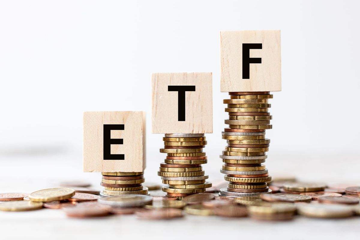 What is an ETF? A Comprehensive Guide.