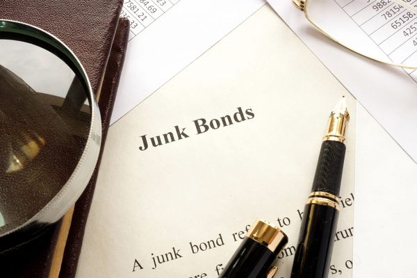 What Are Junk Bonds? A Comprehensive Guide to High-Yield Investments