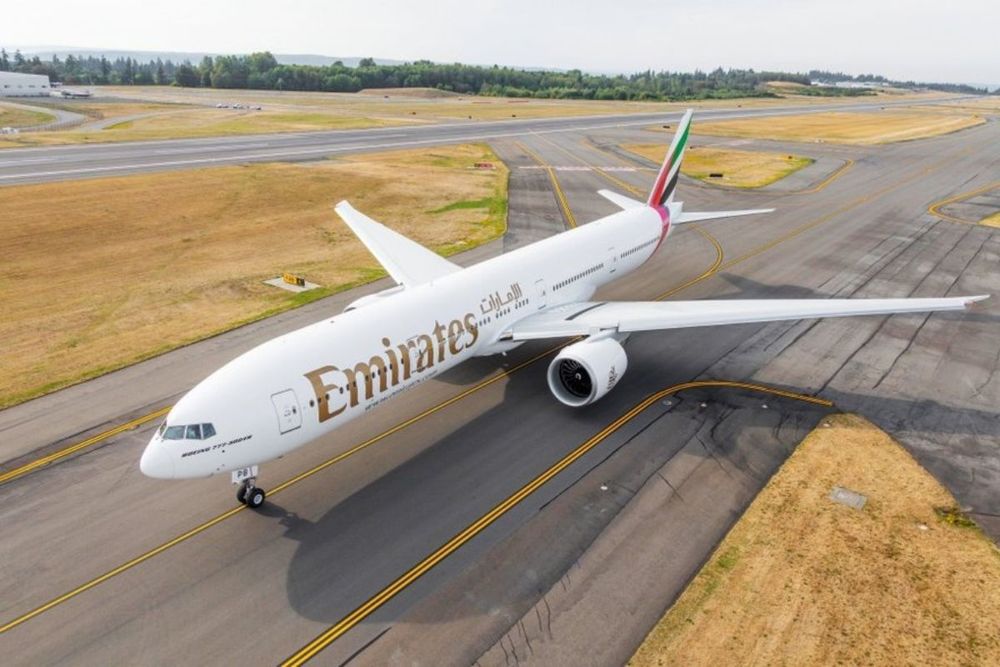 Emirates expands network further with restart of flights to Muscat, Entebbe