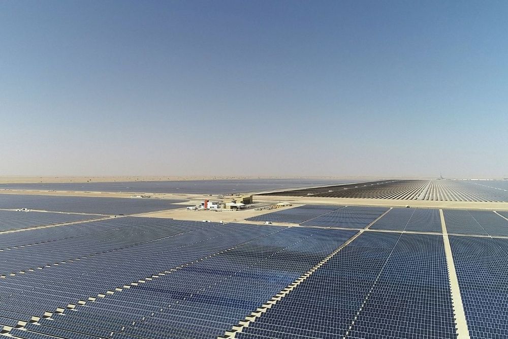 800MW 3rd phase of the Mohammed bin Rashid Al Maktoum Solar Park provides clean energy to more than 240,000 residences in Dubai