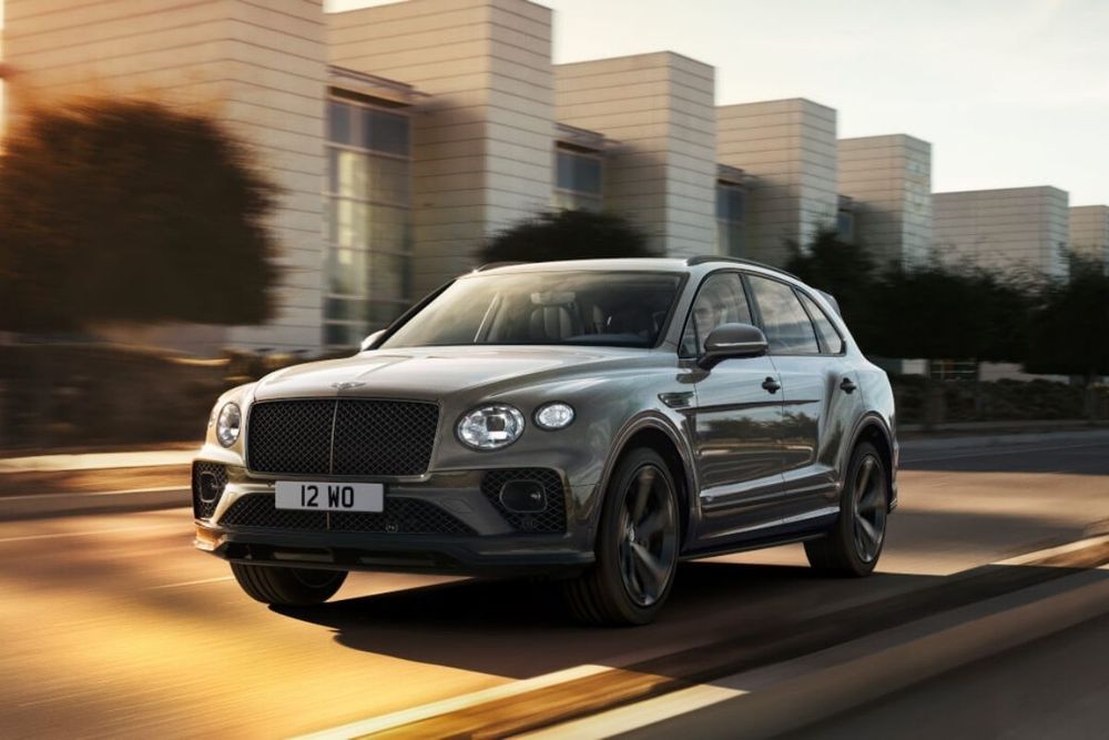 Bentayga V8 Proclaimed Luxury SUV of the Year