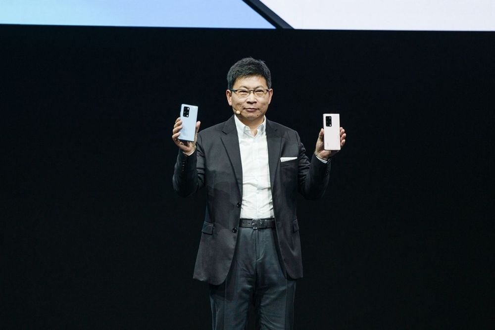 Huawei launches new foldable MateX2 handset series amid chip shortage woes