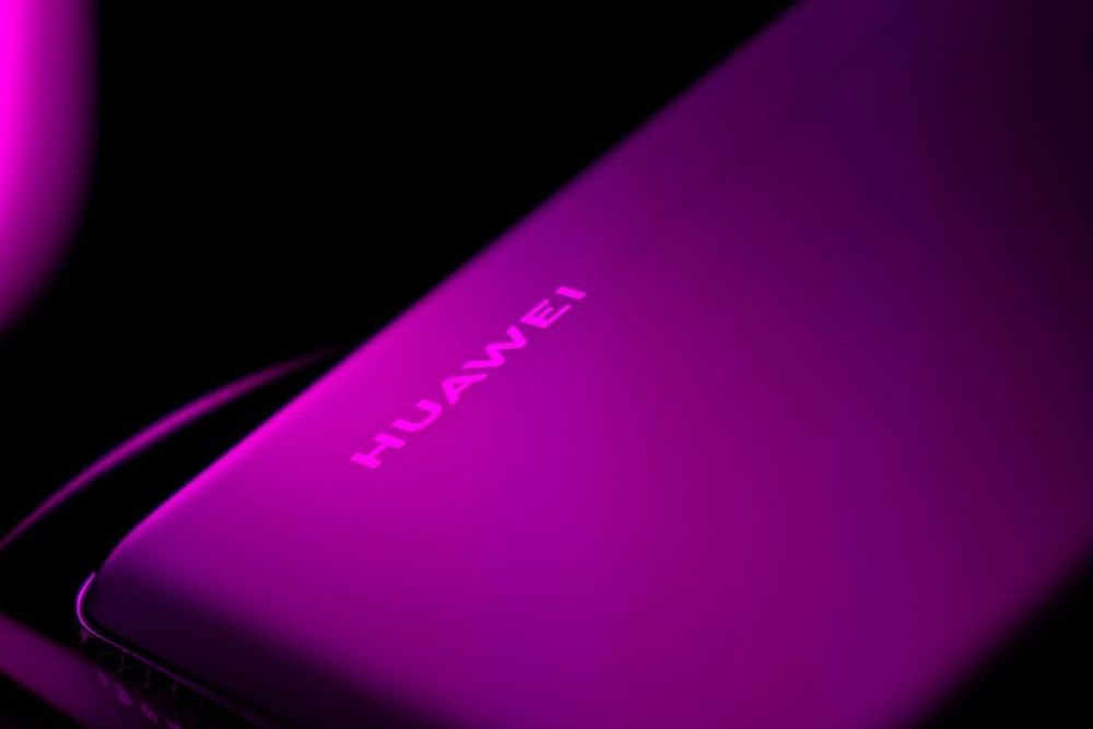 Huawei still tops global telecom equipment list