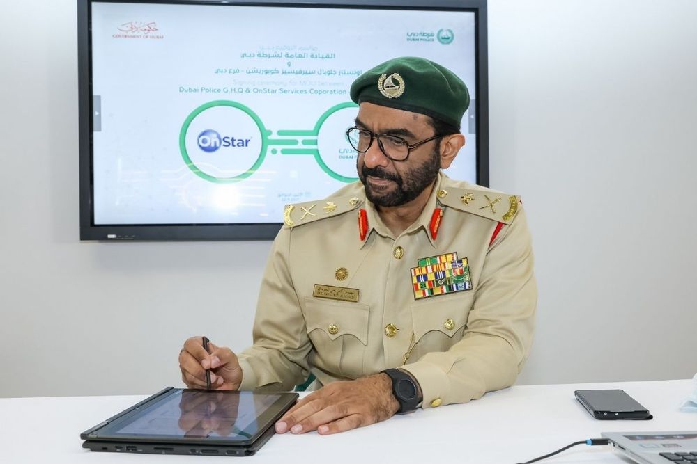 Dubai Police teams up with Onstar to promote road safety, traffic management