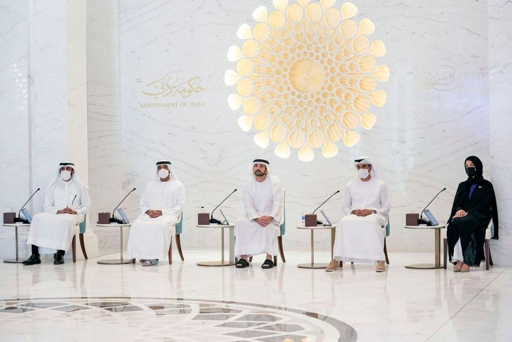 Hamdan bin Mohammed chairs The Executive Council’s meeting at Expo 2020 headquarters