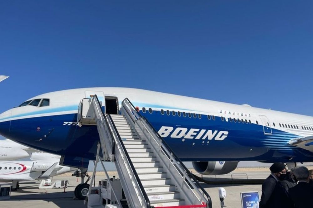 Brand new Boeing jet makes international debut in Dubai