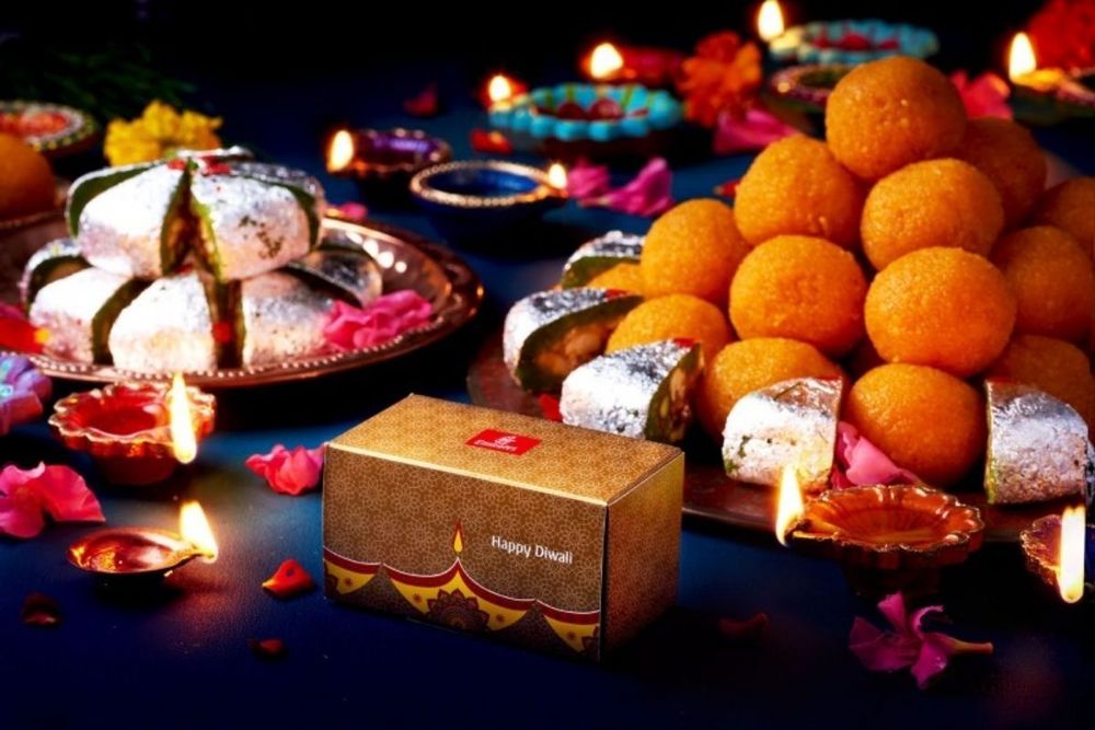 Emirates to offer special Diwali treats aboard all flights to India