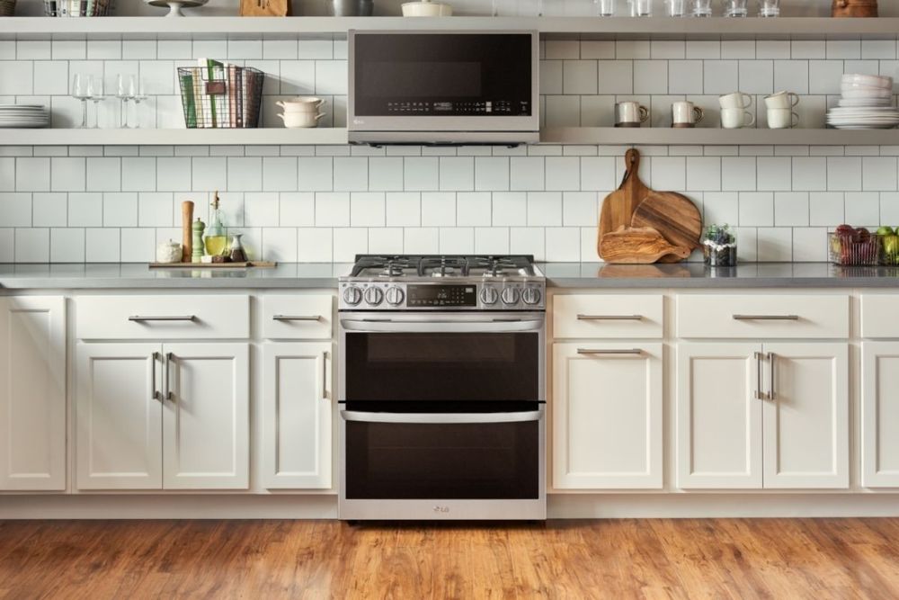 New Kitchen Duo From LG Featuring thinq Recipe Service Upgrades the Cooking Experience