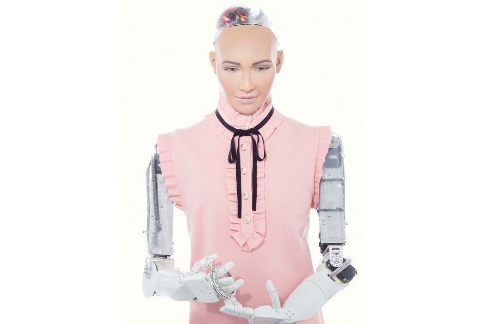 Sophia, the 1st intelligent humanoid robot, arrives in Dubai