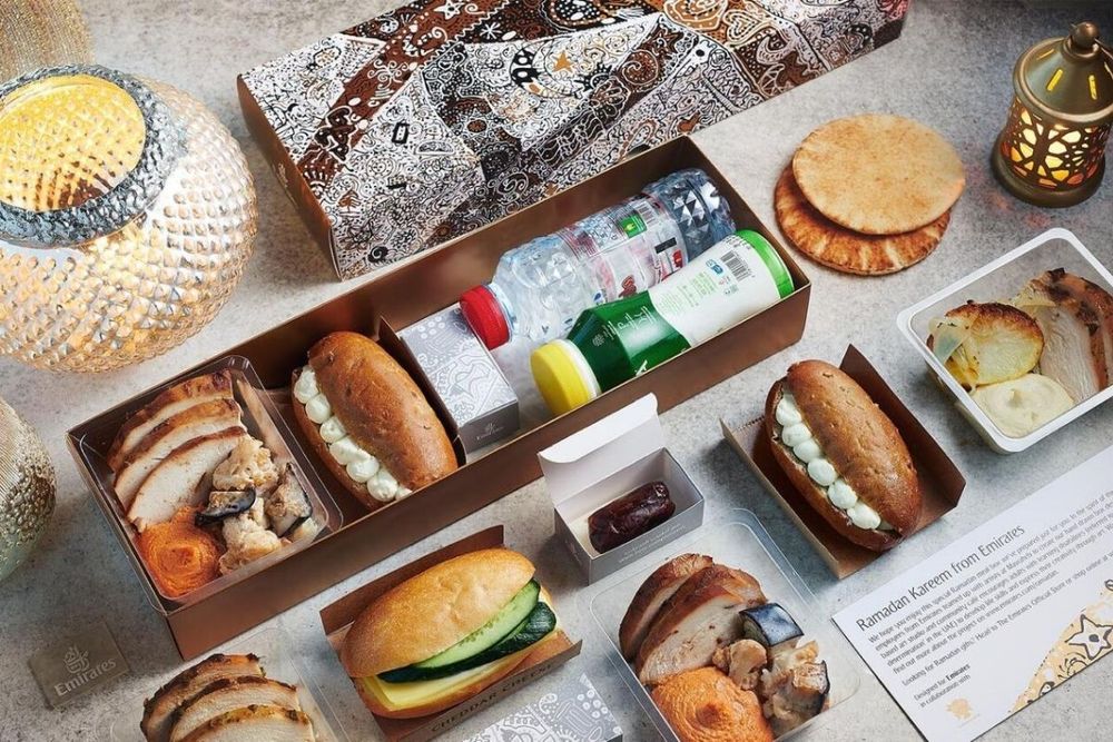 Emirates announces Iftar, Suhoor meals on select flights