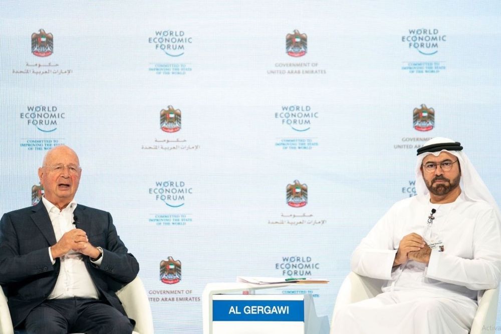 Ministers and government officials highlight UAE's Vision at WEF meeting
