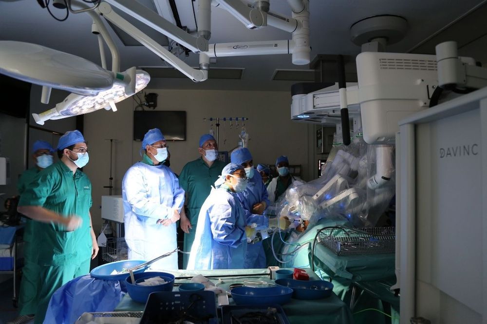Dubai Hospital launches surgical robot to facilitate minimally invasive surgeries