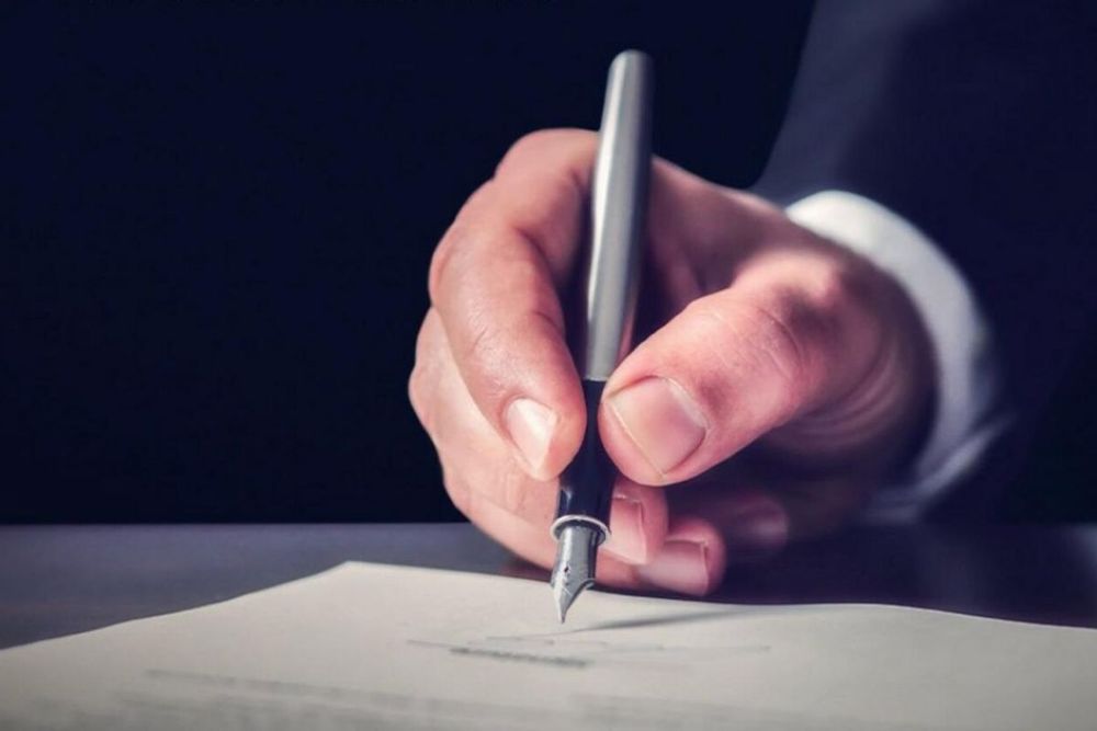 List of new service fees to issue work permits in the UAE