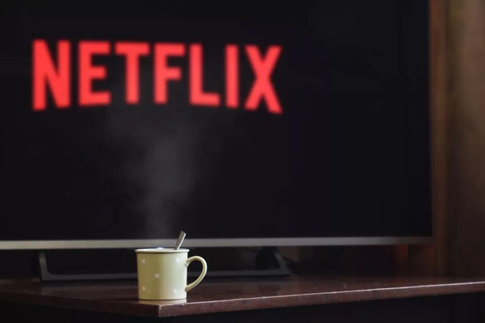 Netflix to charge subscribers extra fee to add additional homes to their accounts